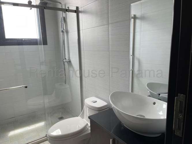 Apartamento Amoblado en Alquiler – Carreras Tower, El Cangrejo GC