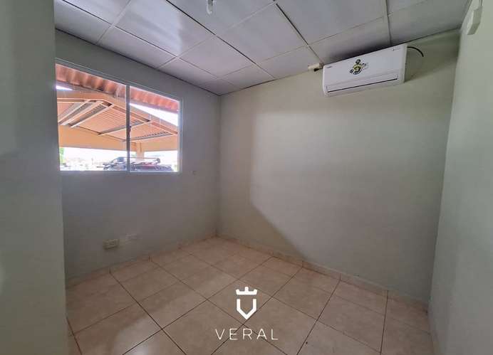 Alquiler de Casa en Arboledas, La Chorrera (DR-JB)