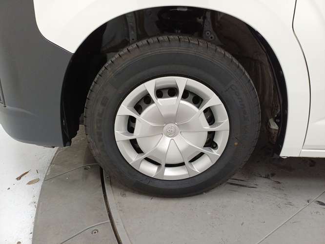 TOYOTA HIACE - 2025 - HH - Automarket - Imagen 2