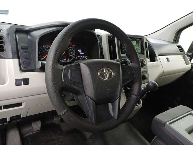 TOYOTA HIACE - 2025 - HH - Automarket - Imagen 6