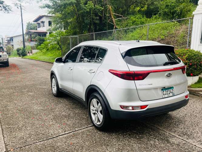 Kia Sportage 2017 Automático - Imagen 4