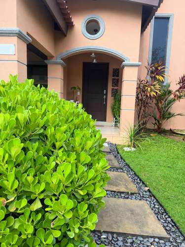 Venta de Casa Remodelada en Versalles,  Juan Díaz Panamá, Panamá