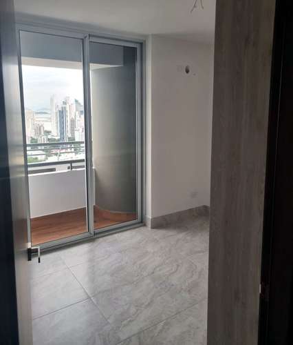 Apartamento piso 39 con vista a la bahía · PH Luxor 400, El Cangrejo · $258,000 - Imagen 5
