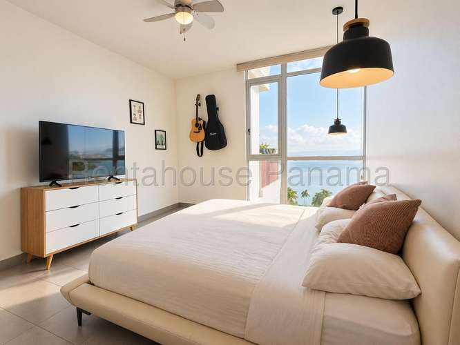 Se Alquila Apartamento en Avenida Balboa DPA27-3056