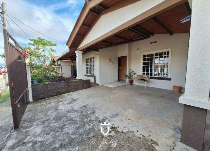 Venta de Casa en Costa Verde - Residencial Islas de Montelimar (DR-JB)