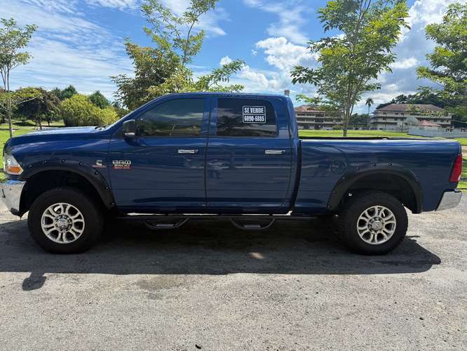 Vendo Dodge Ram 6.7L 2500 Turbo Diesel Cummings 2011