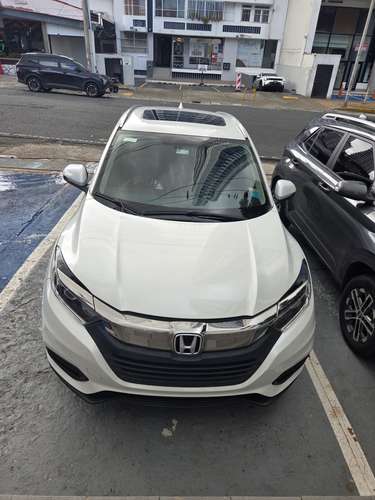 Vendo HR-V 2021 Full Extra, 48,000KM, un solo dueño, negociable.