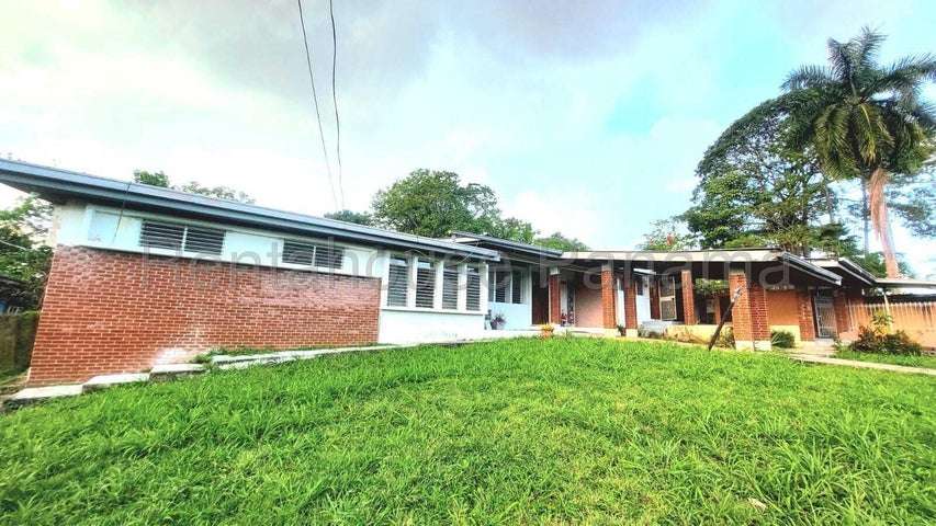 Alquiler de casa en Milla 8 ELP 26-2616