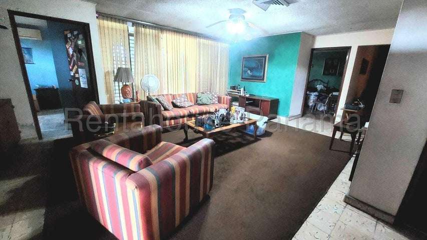 Alquiler de casa en Milla 8 ELP 26-2616