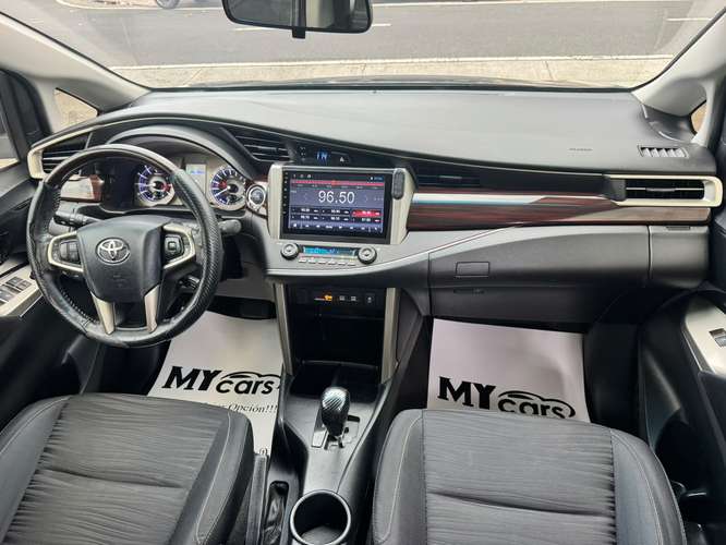 TOYOTA INNOVA 2022 - Imagen 19