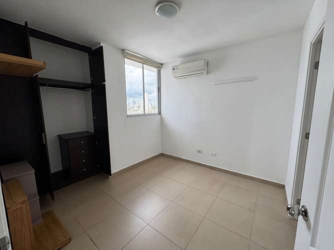 OBARRIO I LINEA BLANCA I 2 RECAMARAS I BALCON + 2 PARKING 