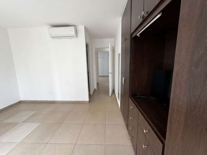 OBARRIO I LINEA BLANCA I 2 RECAMARAS I BALCON + 2 PARKING 