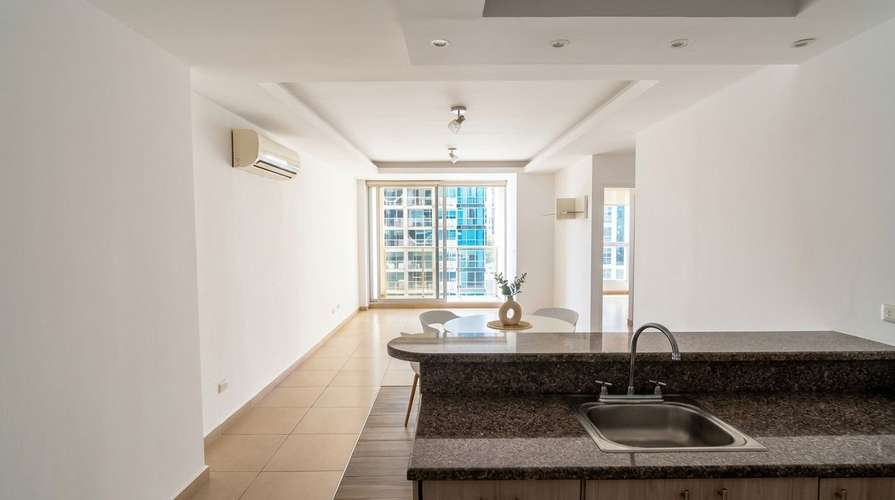 OBARRIO I LINEA BLANCA I 2 RECAMARAS I BALCON + 2 PARKING 