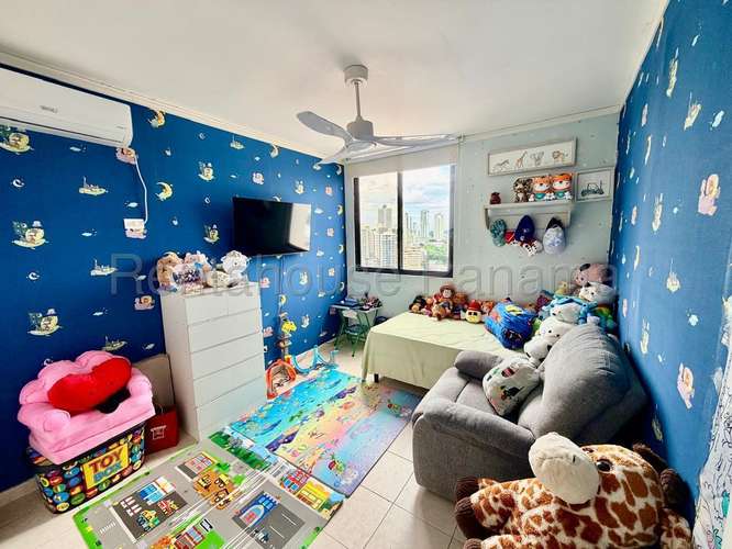Apartamento en Alquiler en Obarrio. PH PRIMAVERA. 27LDC3132