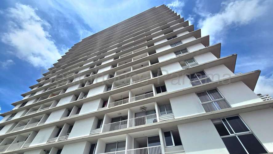 Venta de Apartamento en Parque Lefevre DCD27-3064 - Imagen 1