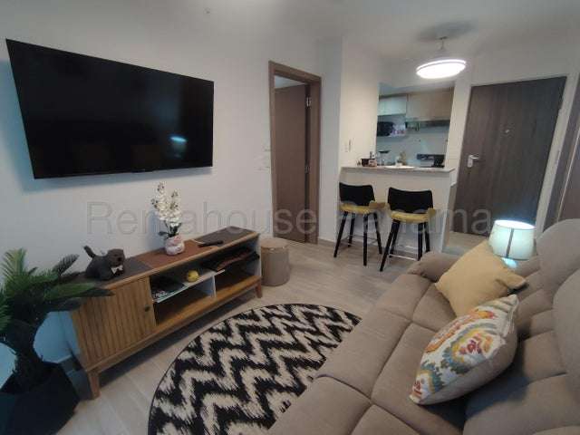 ALQUILER DE APARTAMENTO AMOBLADO EN GREENWOOD, RICARDO J. ALFARO 27ML3100