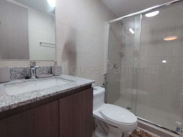 ALQUILER DE APARTAMENTO AMOBLADO EN GREENWOOD, RICARDO J. ALFARO 27ML3100