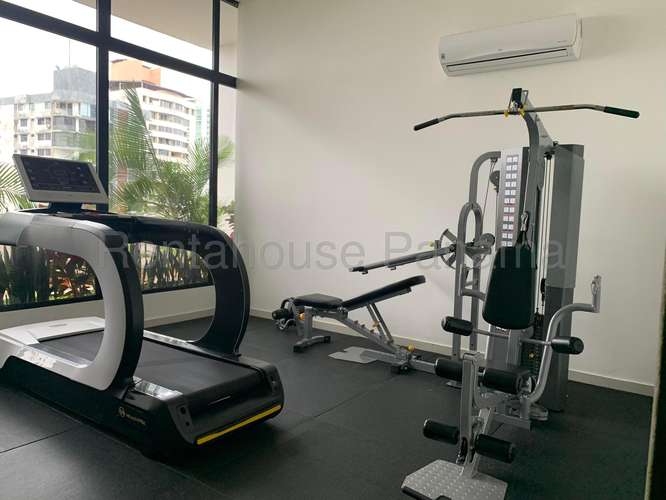 Apartamento en Alquiler en El Cangrejo. PH CARRERAS TOWER. 27LDC3125