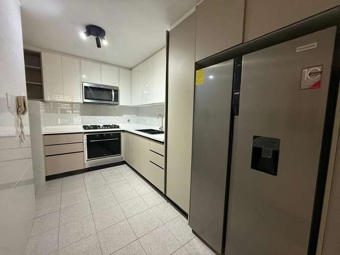 Alquiler de Apartamento en Obarrio – 130 m² | 2 Recámaras + Estudio - C.J. - Imagen 6
