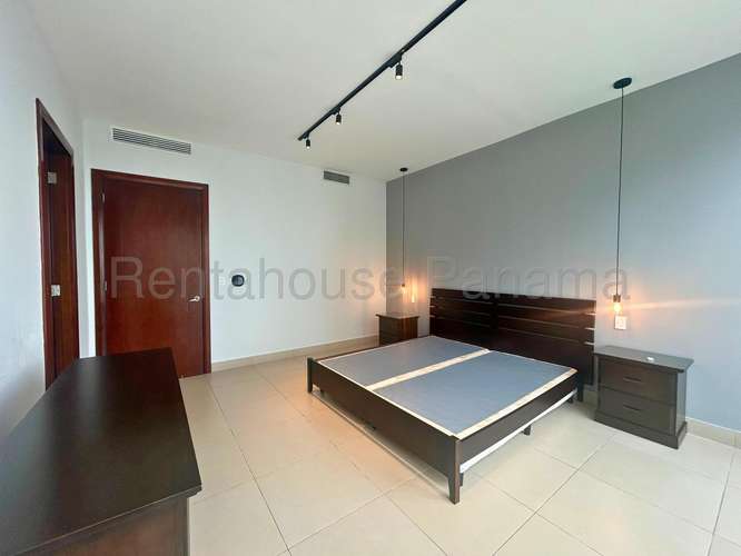 Apartamento en Alquiler en Punta Pacifica. PH DUPONT. 27LDC3108