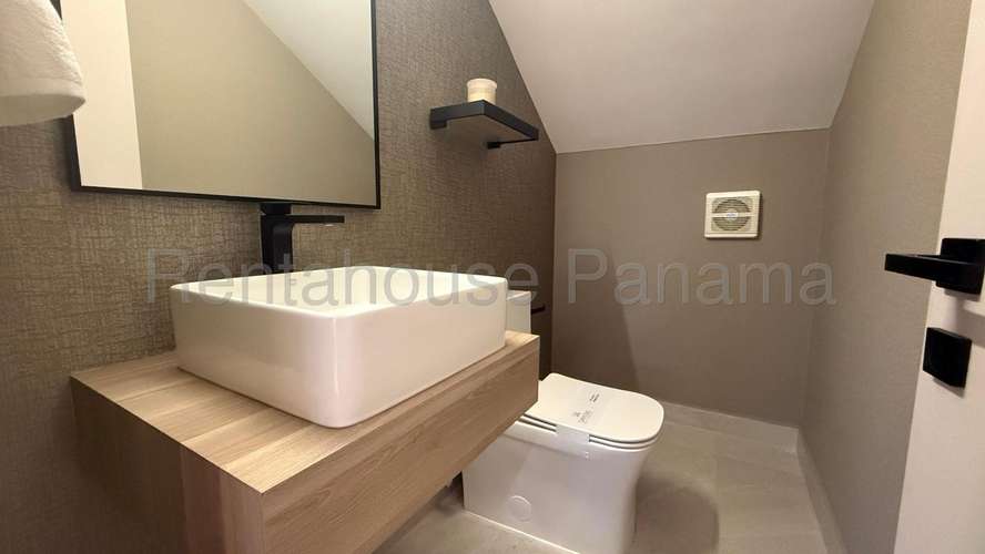 Venta de Casa en Paseo del Norte – Canyons - Imagen 5