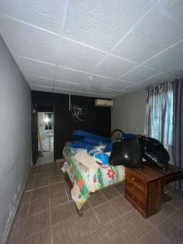 Casa en venta con piscina en Nueva Gorgona - Imagen 4