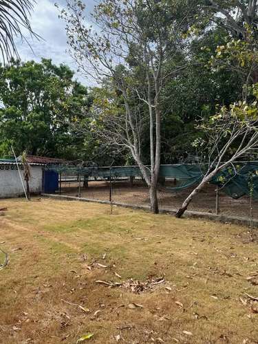 Casa en venta con piscina en Nueva Gorgona - Imagen 9