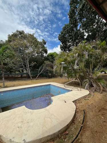 Casa en venta con piscina en Nueva Gorgona - Imagen 13