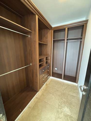 OPORTUNIDAD EN Q TOWER! 365 M² POR SOLO $3,600