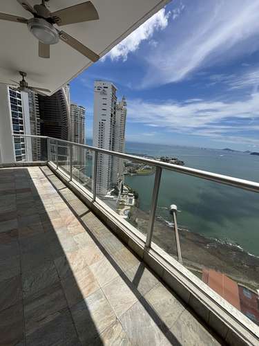 OPORTUNIDAD EN Q TOWER! 365 M² POR SOLO $3,600