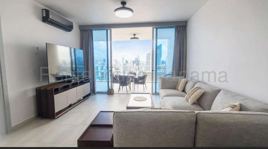 Alquilo Apartamento en Avenida Balboa LC27-3111