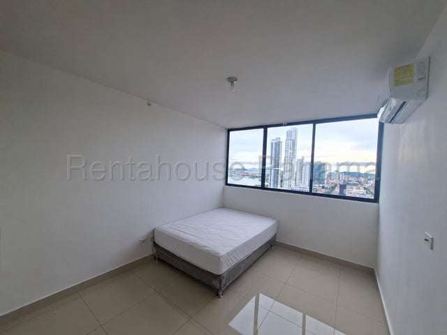 Alquiler de Apartamento Amoblado en Bella Vista, PH Balboa Bay 27LGG3086