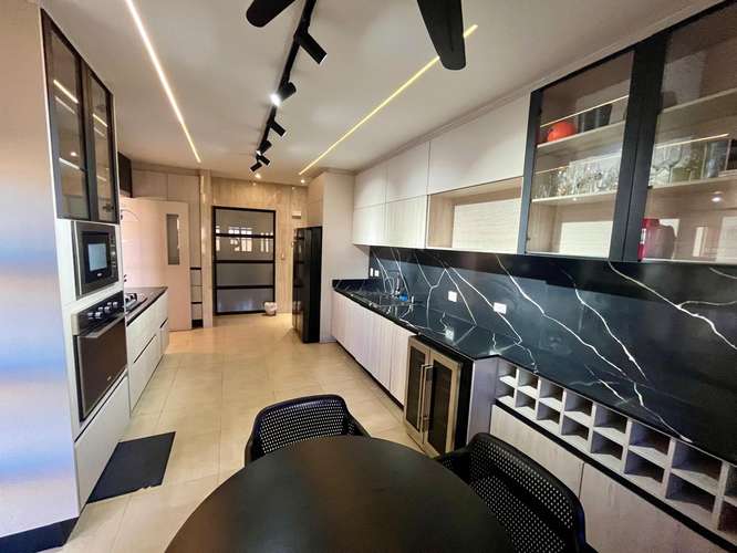 Se Alquila Amoblada moderna casa en Res. El Doral - Costa Sur - Juan Díaz. - Imagen 9