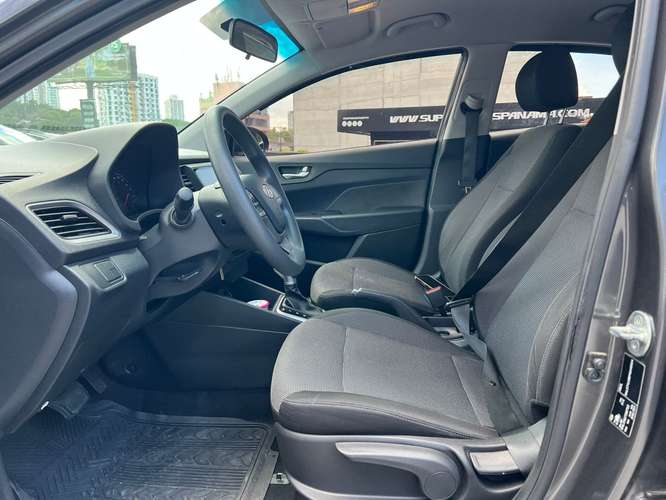 Hyundai Accent - Imagen 8