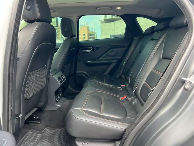 Jaguar F-Pace - Imagen 7