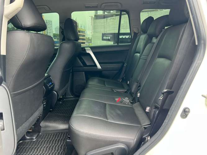 Toyota Land Cruiser Prado - Imagen 7