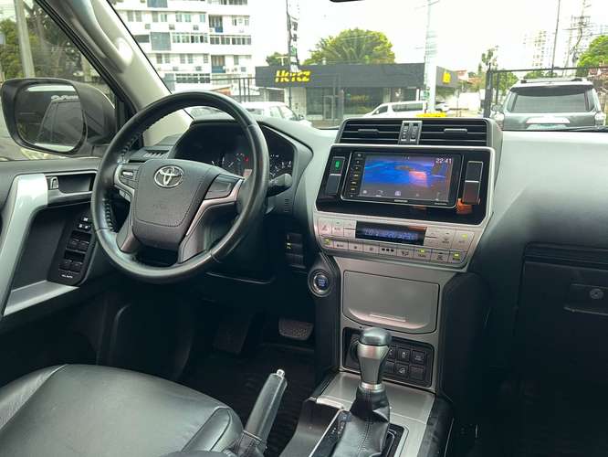 Toyota Land Cruiser Prado - Imagen 9
