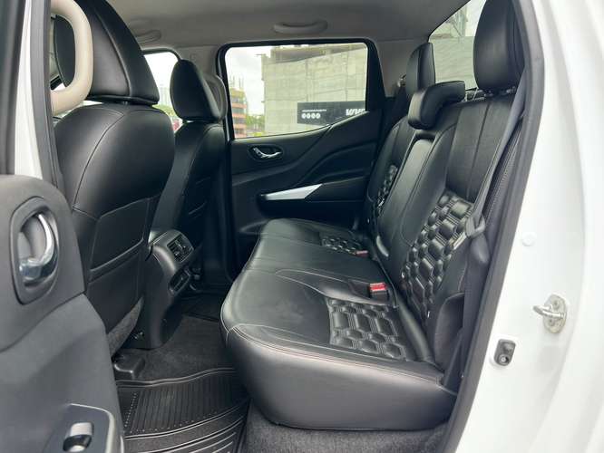 Nissan Frontier LE - Imagen 7