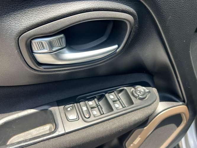 Jeep Renegade - Imagen 10