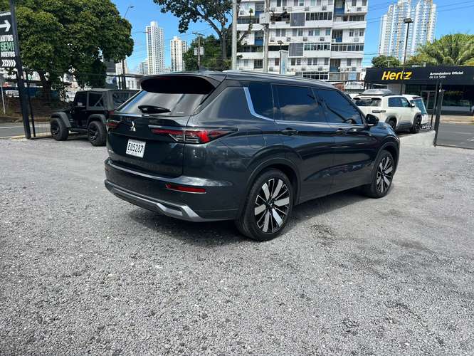 MITSUBISHI OUTLANDER ACEPTAMOS TRADE IN - Imagen 4