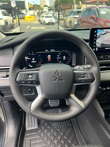 MITSUBISHI OUTLANDER ACEPTAMOS TRADE IN - Imagen 11