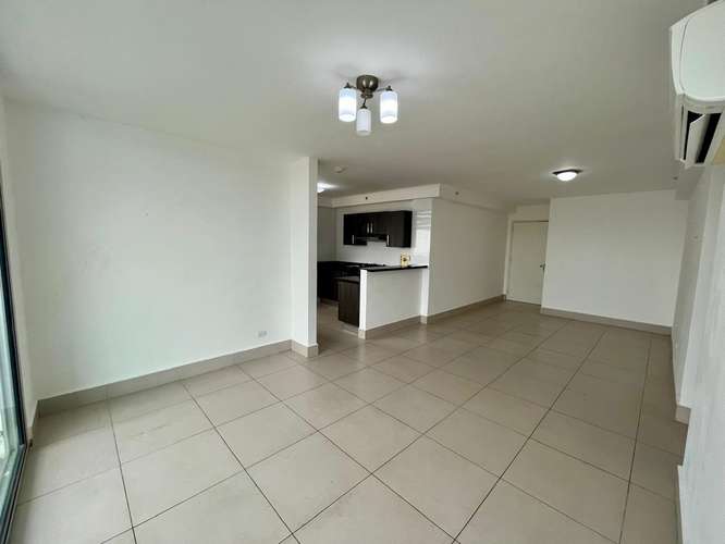 Se Alquila Acogedor apartamento en PH Sky Point - Betania - Imagen 2