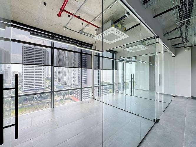 Alquiler de oficina comercial en Costa del Este – PH Prime Time - Imagen 2