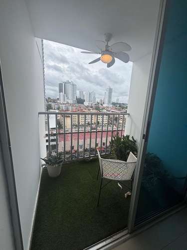 Se Alquila Apartamento amoblado en Via España cerca de la 12 de Octubre