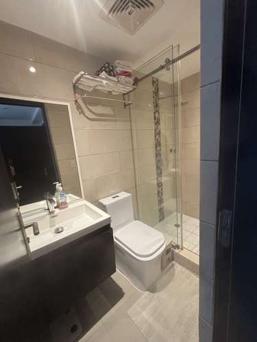 Se Alquila Apartamento amoblado en Via España cerca de la 12 de Octubre