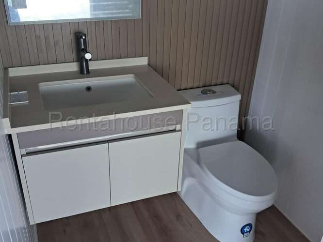 Oficina en Venta en Obarrio. 27-3012.