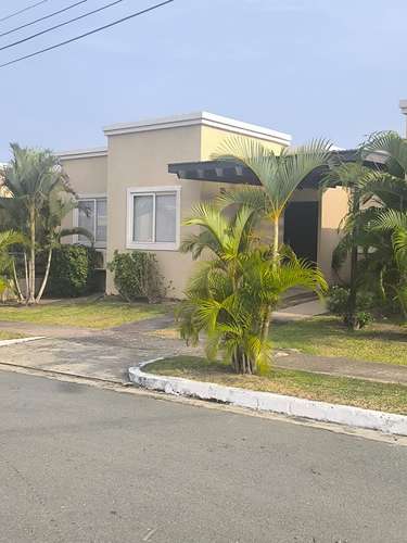 ALQUILER DE CASA EN CORONADO 