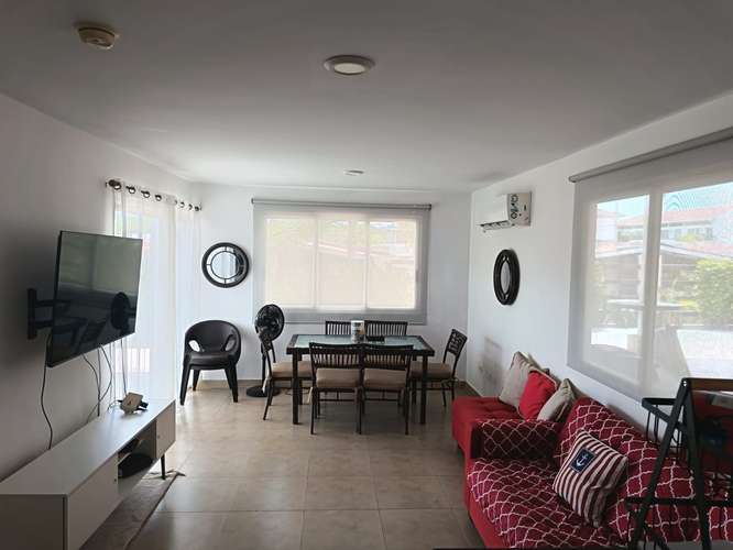 ALQUILER DE CASA EN CORONADO 