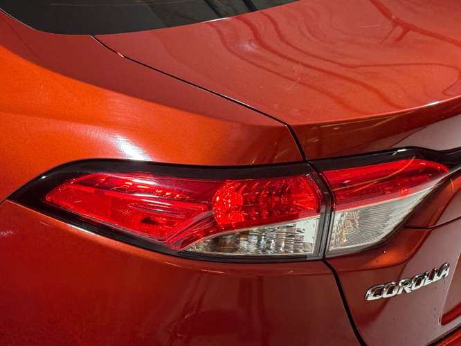 TOYOTA COROLLA LE 2020 - Imagen 11