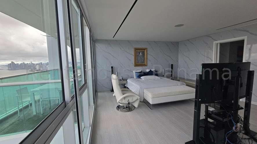 Apartamento en Alquiler en Costa del Este Mv
